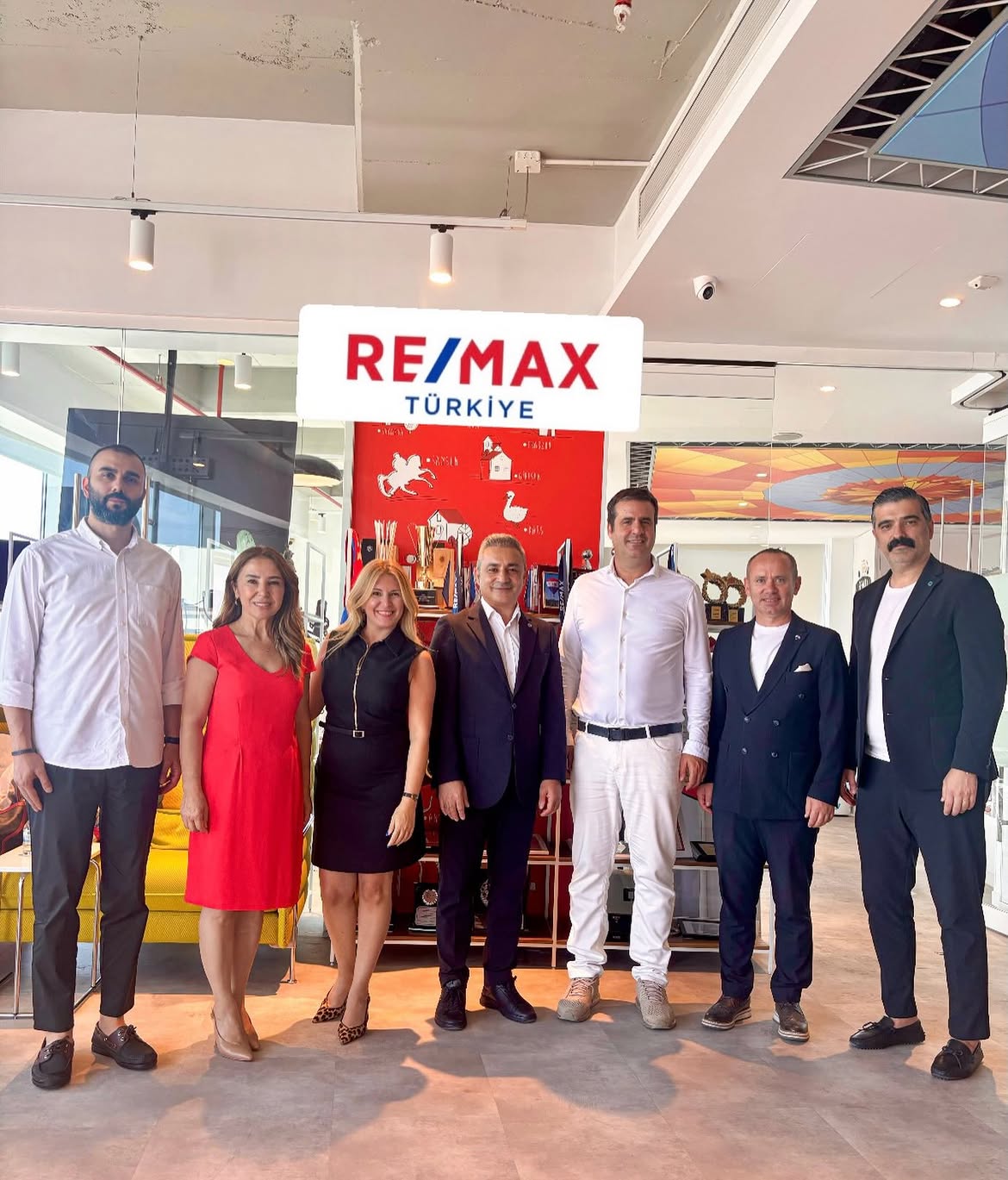 RE/MAX Türkiye Ülke Direktörü Murat Goldştayn’ı ziyaret ettik.